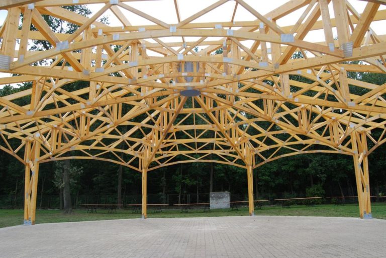 Wiązary drewniane jako podstawa do budowy dachów
